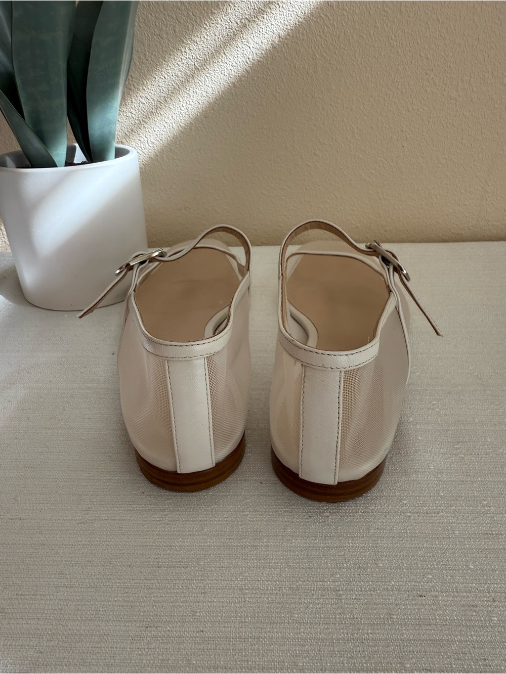 Le Monde Beryl Women's Beige Mary Jane Slingback Flats - Picture 8 of 13